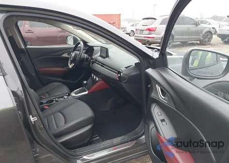 2018 Mazda Cx-3 Touring z USA, uszkodzony, nr VIN JM1DKFC7XJ1324575